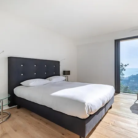 Nausicaa * Roquebrune-sur-Argens